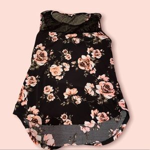Floral tank top size Large